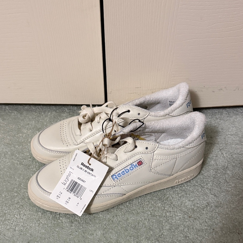Reebok CLUB C 85 VINTAGE CO Women Leather Sneakers -Chalk/Blue-Size 7.5-NWT - Picture 5 of 14